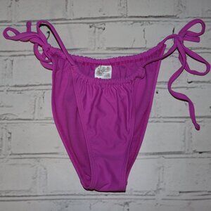 💜🎀 Wild Fable Bikini Bottoms · Size XS · Cheeky Cut · Tagged